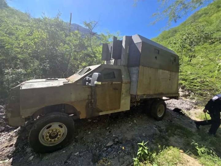 Incautan troca con blindaje artesanal en Moris