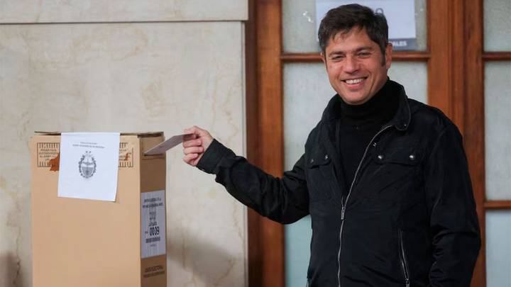 Kicillof votó en La Plata y calificó a las elecciones bonaerenses como “la madre…