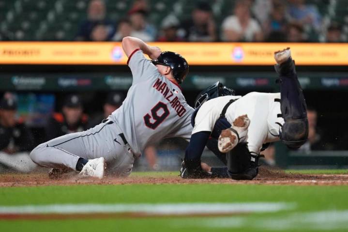 Guardians win for 10th time in 11 games, beat Tigers 7
