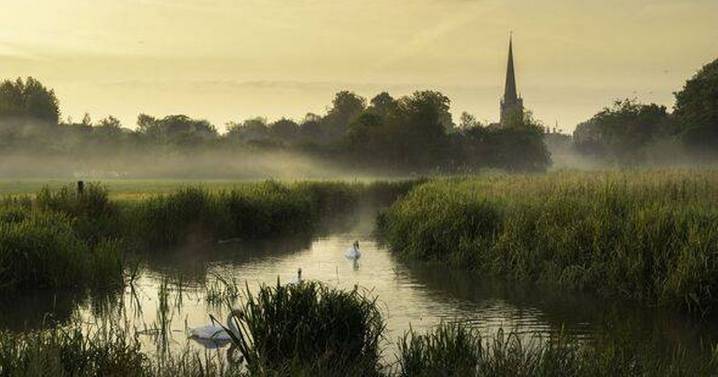 Cotswolds 'better than Spain or Italy' for a holiday but only at very specific time of year