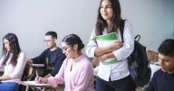 ¿Estancados en educación? México invierte menos por alumno que casi todos los países de la OCDE, revela estudio 2025
