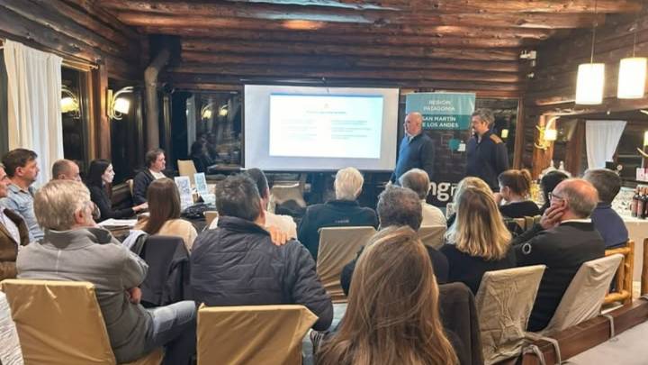 Hoteleros pidieron alivio en licencias y apoyo frente a la competencia