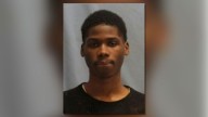 US Marshals ask for public’s help in finding Little Rock man facing murder charge