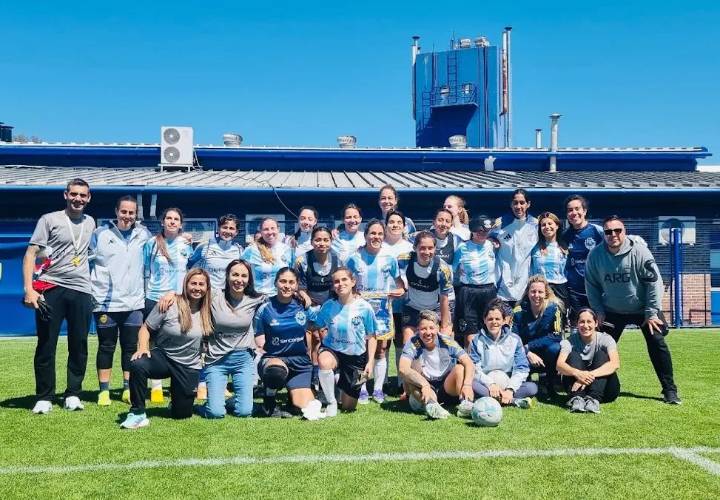 Con tres cordobesas en el plantel, Las Murciélagas partieron rumbo al Mundial en la India