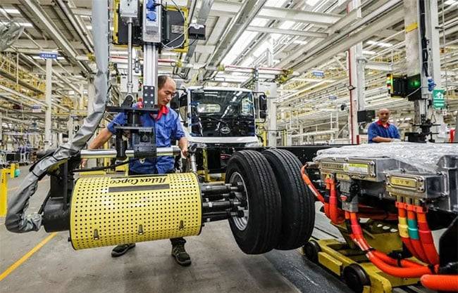 Perfila México arancel de 50 por ciento para autos chinos y otros productos