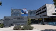 Pozuelo de Alarcón ordena el cierre definitivo del centro de inmigrantes irregulares del Gobierno