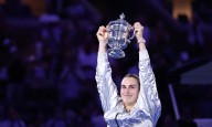 US Open final: Aryna Sabalenka sees off home favourite Amanda Anisimova to retain title