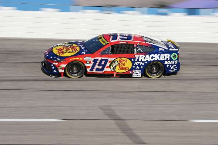 Where to watch the NASCAR Cup Series at World Wide Technology Raceway today