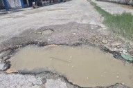 “Ya no es un bache, es un hueco”: Vecinos denuncian peligro en la Venustiano Carranza de Champotón