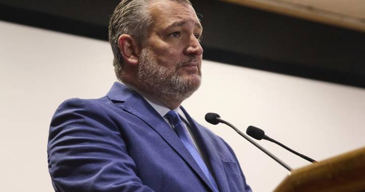Ted Cruz insta a México a imitar a El Salvador y lanzar batida contra los cárteles