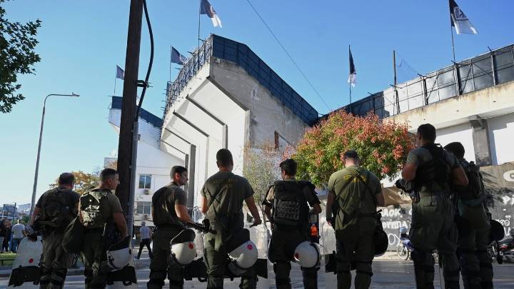 Protests and heavy security as Maccabi Tel Aviv faces PAOK in Greece