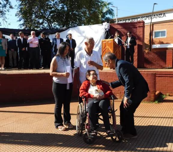 Puerto Esperanza celebró su 99º aniversario en el marco de un concurrido acto