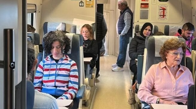 El caos constante del AVE en Huesca: una avería provoca retrasos y cambios de tren