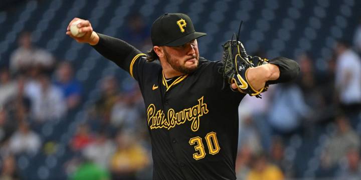 Paul Skenes final home start of 2025 a short one