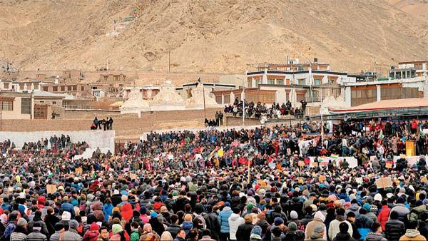 Leh Bodies suspend talks with Centre, demand restoration of peace first