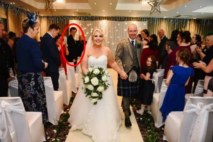 "Entraba y salía como un asesino". Resuelven el misterio del intruso que se coló en una boda y mantuvo desconcertados a los novios durante cuatro años
