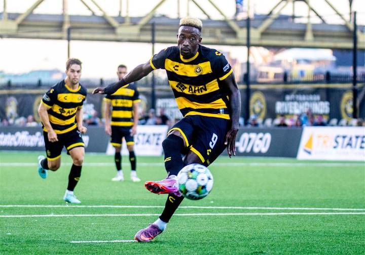 One-day delay doesn't hinder Riverhounds SC in win against visiting Las Vegas