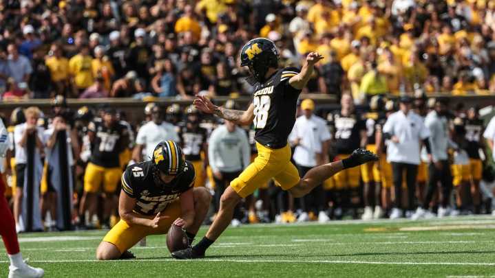 How Missouri football’s kicking, 4th-down strategy could evolve this year