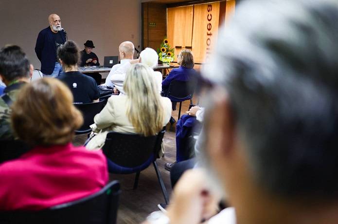 Efectúan encuentro de arte en homenaje a Juan Calzadilla