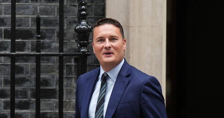 Health secretary's plea to BMA over 'broken' NHS