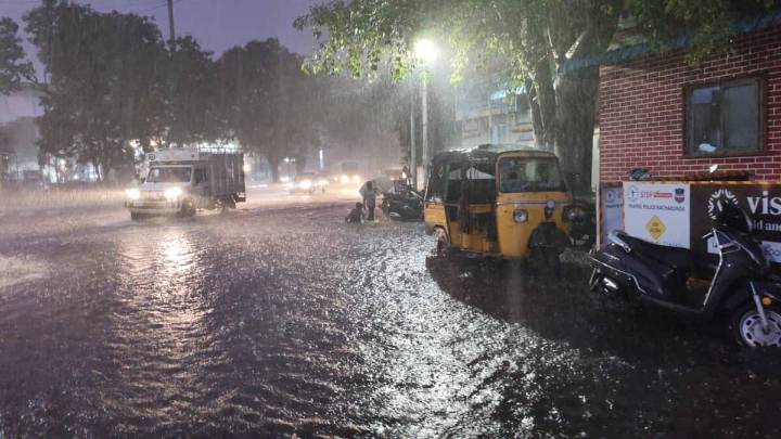 Heavy rains likely in many parts of Hyderabad from 8 pm