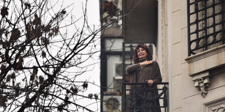 El kirchnerismo se movilizará a la casa de Cristina Kirchner al cumplirse 100 días de su detención domiciliaria