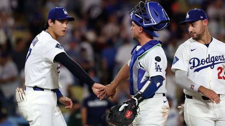 Dodgers news: Los Angeles joins exclusive group with crazy pitching performance vs. Giants