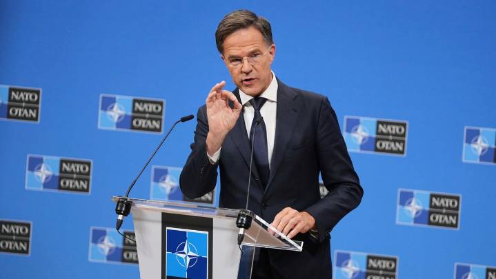 NATO warns Russia over airspace breaches