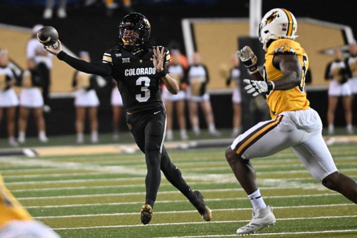 Fueled by benching, Kaidon Salter shines in Buffs’ defeat of Wyoming