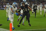 Deadspin | Run game, pass rush power Lions to victory over Ravens