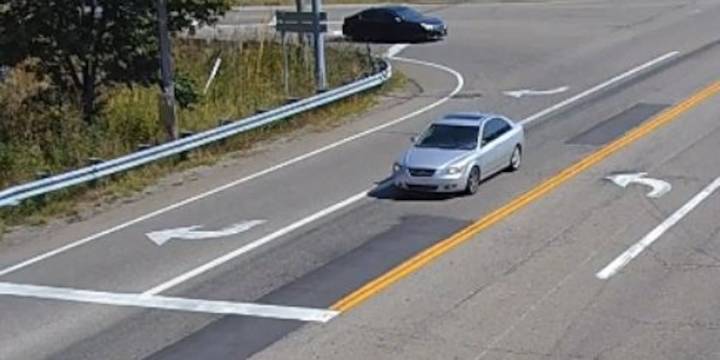 Driver flees after accident with motorcyclist in Streetsboro