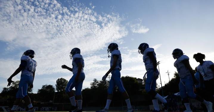 Pali High football: A team of wildfire nomads searches for normalcy