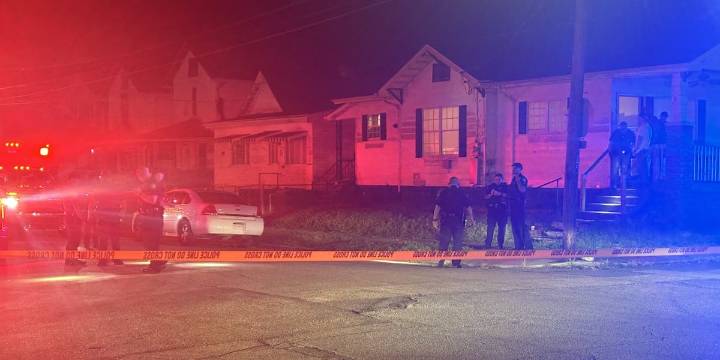 Heavy police presence reported on Charleston’s West Side