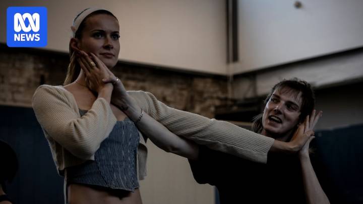A contemporary take on Virginia Woolf's Orlando brings queer joy to the stage