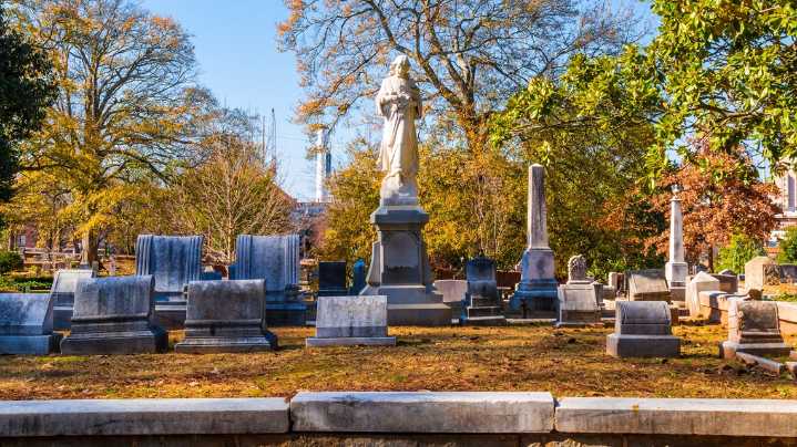 These Georgia cemeteries rank among nation's most beautiful