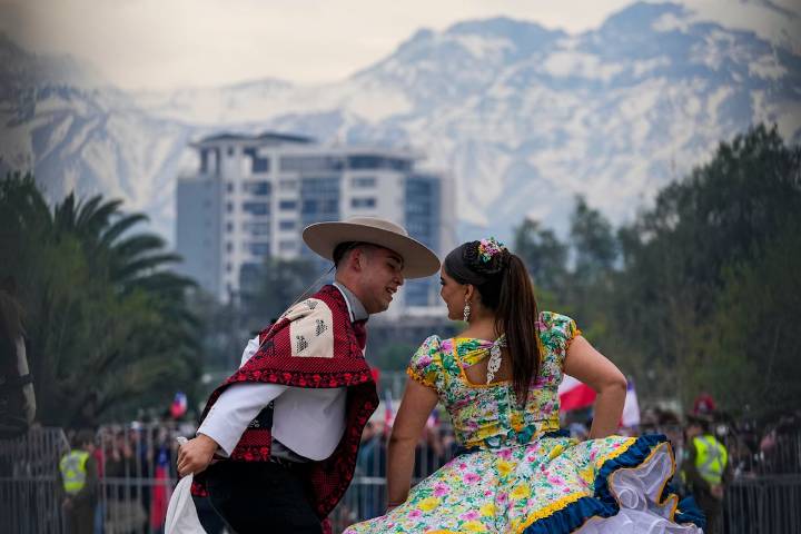 Cuándo se paga y cuál es el monto del aguinaldo de Fiestas Patrias de Chile 2025