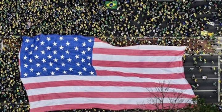 Los bolsonaristas sí quieren que Brasil sea el estado 51 de EU
