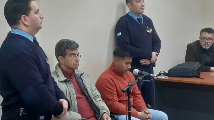 Un enfermero y un médico seguirán detenidos por abuso