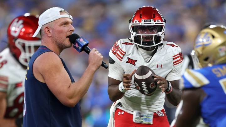 Pat McAfee On Devon Dampier: "He’s Unstoppable, Absolutely Electrifying"