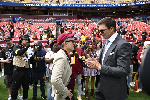 Tom Brady's dual roles as Fox Sports NFL analyst, Raiders limited owner continue to raise questions