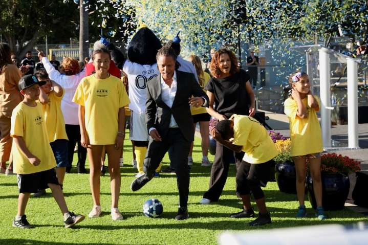 Cobi Jones named World Cup’s community ambassador in Los Angeles