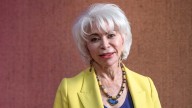 Isabel Allende, escritora: “Las mujeres estamos en un momento de riesgo. La ultraderecha quiere a la mujer en la casa”