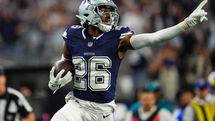 Dallas Cowboys receive devastating news with $92 million star facing weeks out with worrying injury
