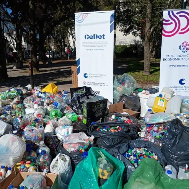 13° Jornada de Recepción de Materiales Reciclables de la Facultad de Económicas