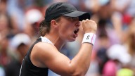 Iga Swiatek rolls into quarterfinals of US Open