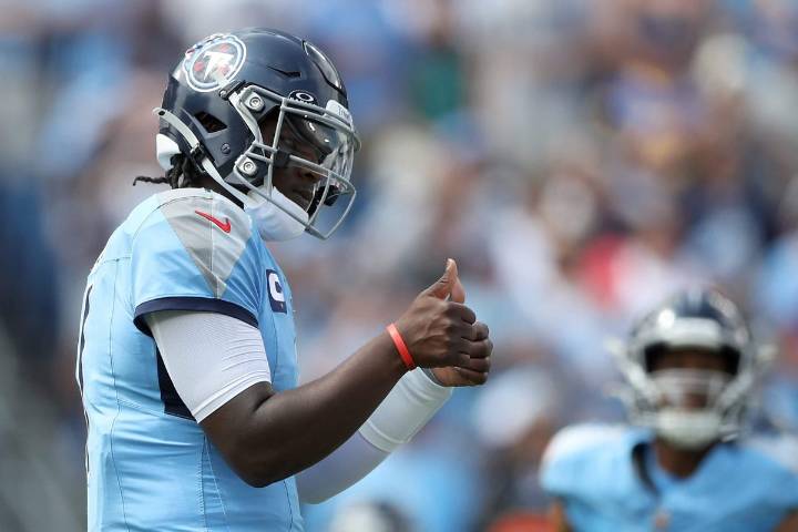 NFL and college football betting picks: Why we’re going with … Titans?