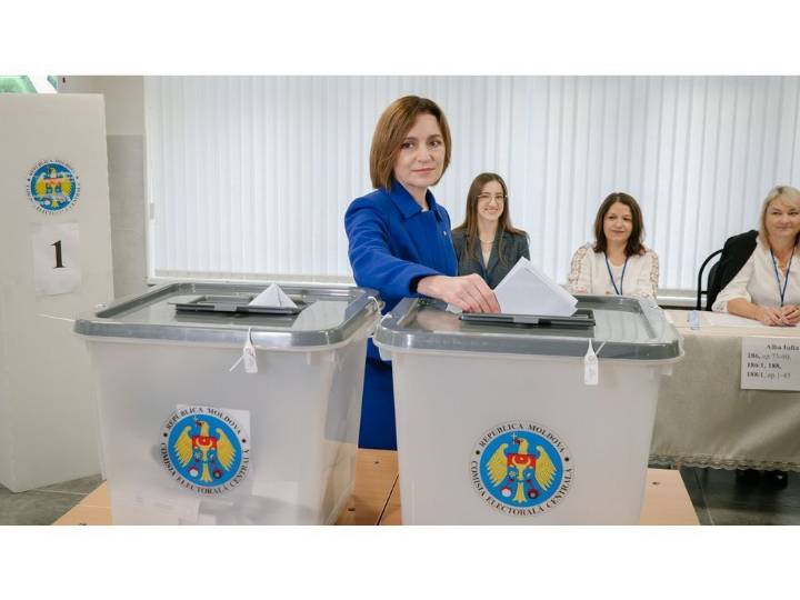 Moldova's pro-EU party set to win most votes in election
