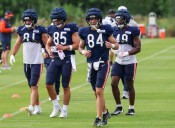 How Chicago Bears divvy up workload for TEs Colston Loveland and Cole Kmet an intriguing subplot for Week 1