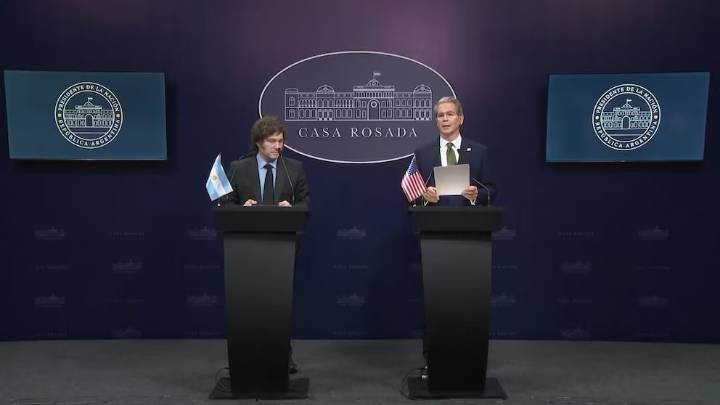 Milei confirmó que negocia un préstamo con EE.UU para pagar la deuda de 2026