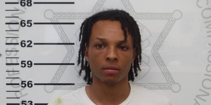 Teen charged after shots fired at Oxford BBQ restaurant